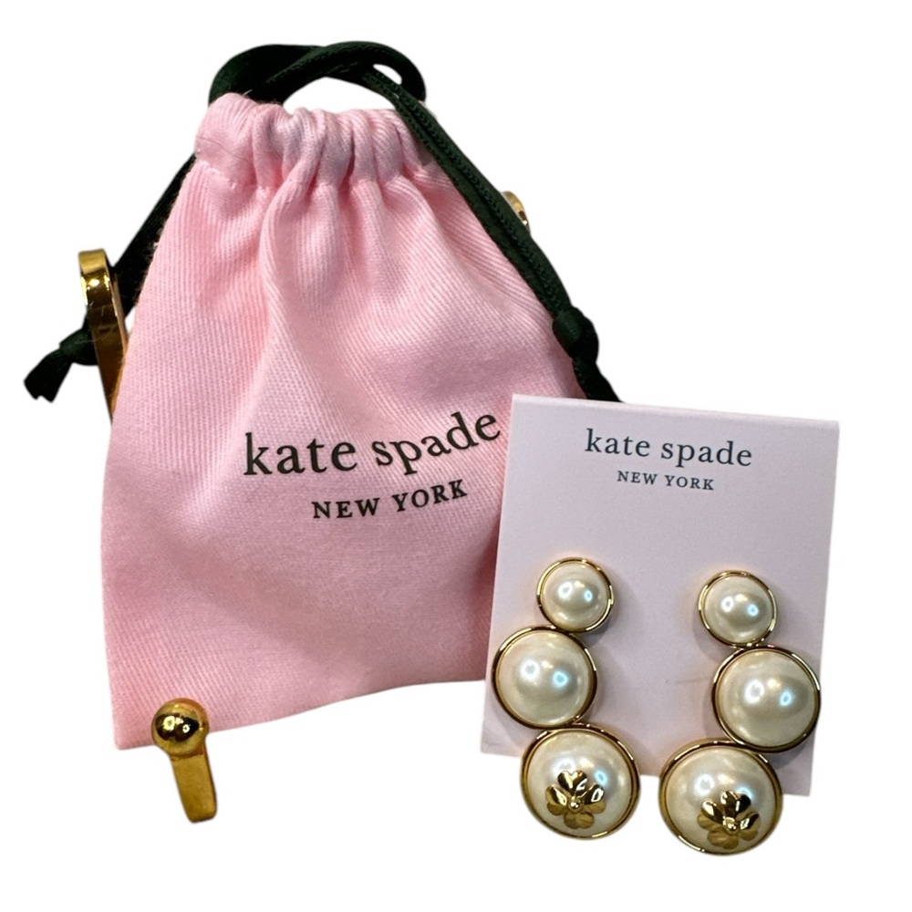 KATE SPADE NWT FLOWER EMBLEM EARRINGS - Picture 1 of 6